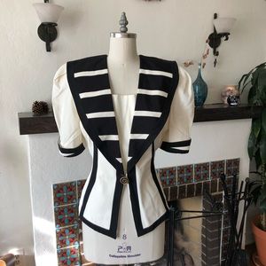 STUNNING Vintage 1980s Black & White Designer Top